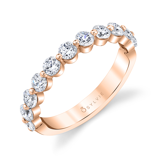 Classic Single Prong Diamond Band
